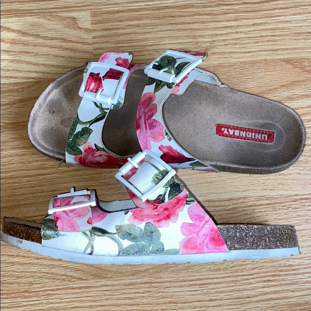 Floral Leather Print Union Bay Sandals